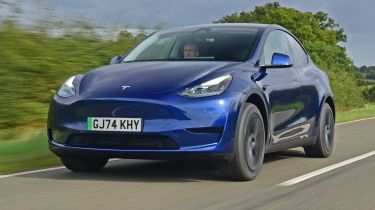 2021 tesla model 3 suv top
